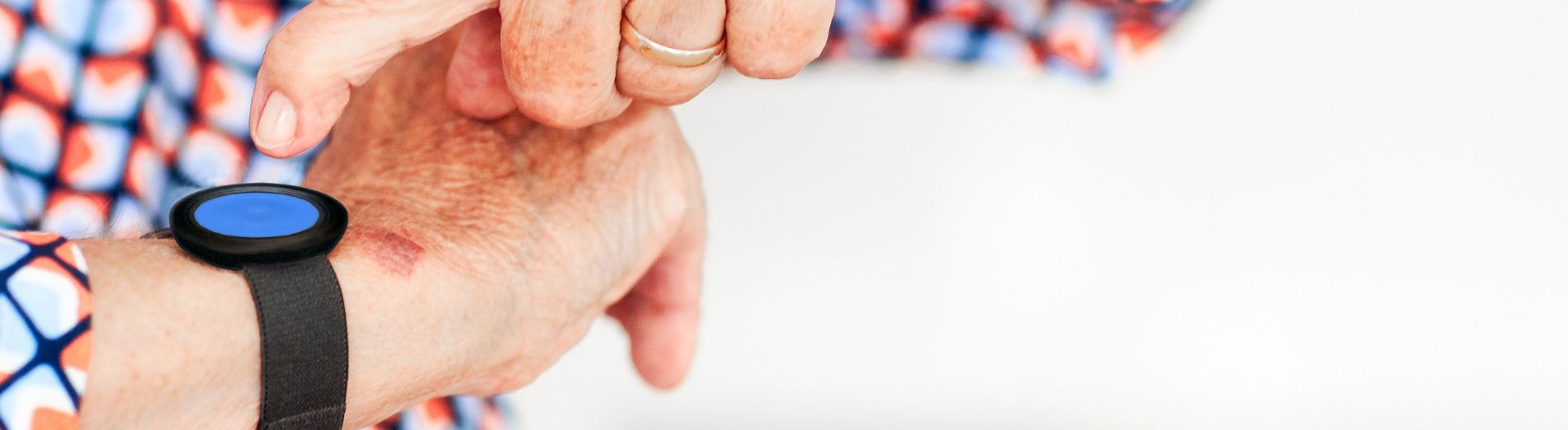 bracelet alarme personne agee conseil general