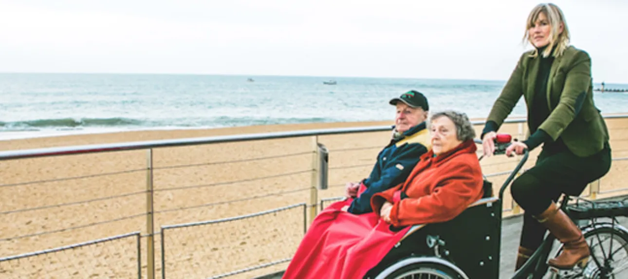 Danemark : des vélos triporteurs pour transporter les personnes âgées !