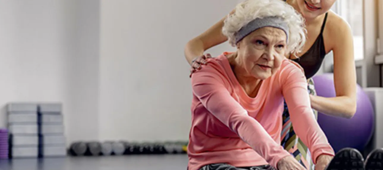 Aux Pays-Bas, les seniors apprennent à tomber