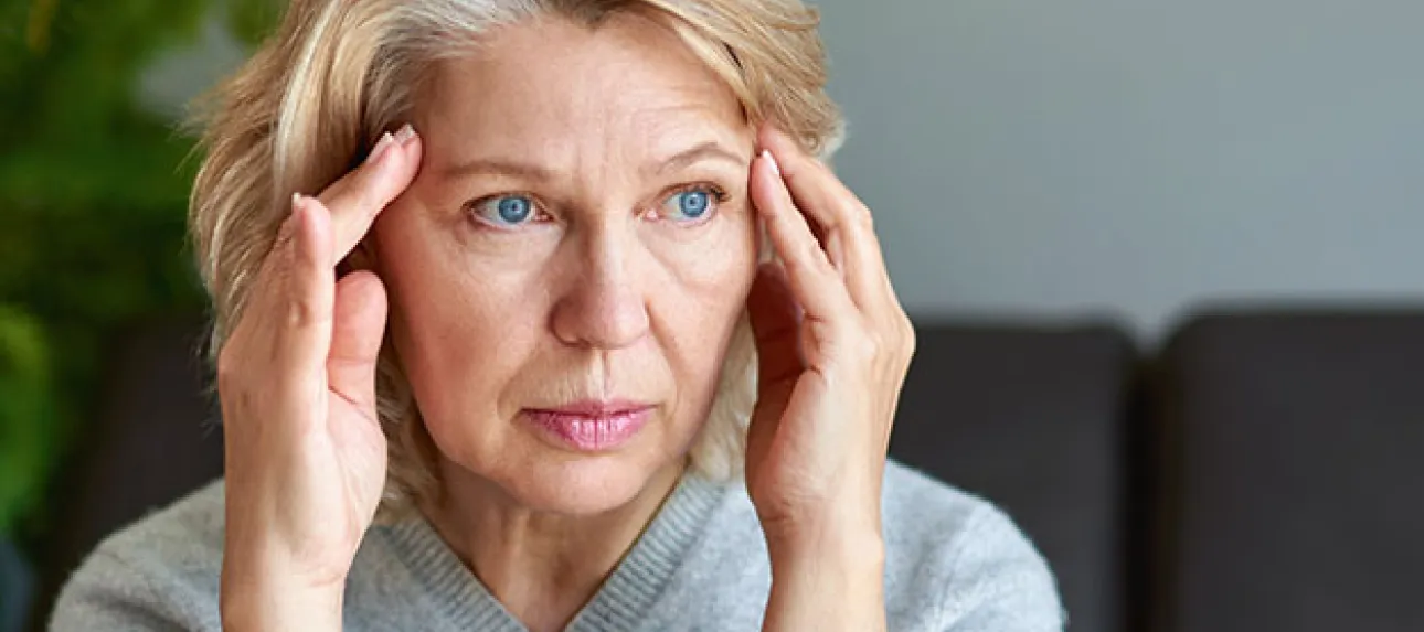 hallucinations visuelles personnes agées