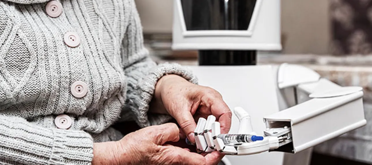 assistance robotique senior