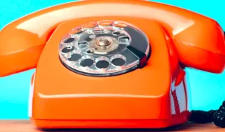 Fin des téléphones fixes: quels changements?