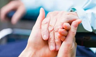 La colocation entre seniors peut-elle être une réponse à l'isolement et la dépendance ?