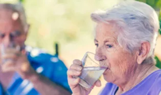 L'incontinence chez les seniors : quelles causes?