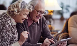 Tablette personnes agees