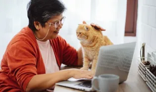 animal de compagnie personnes agees