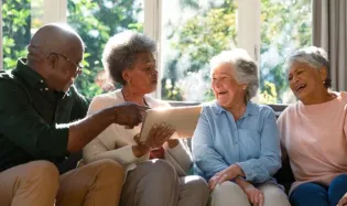 isolement social personnes agees