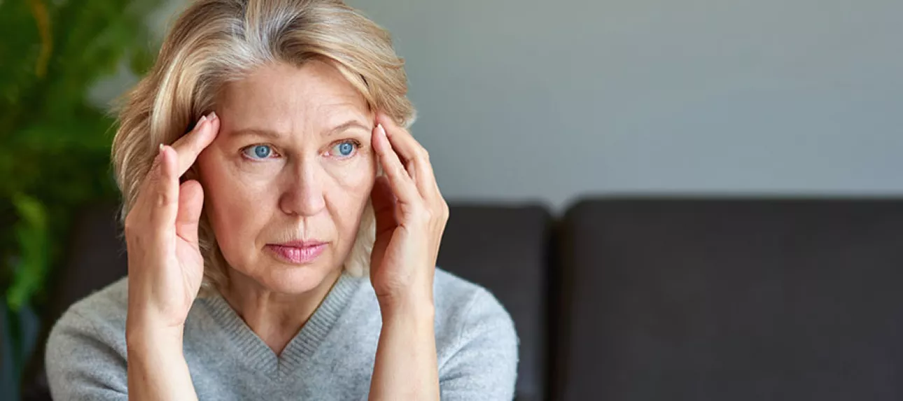 hallucinations visuelles personnes agées