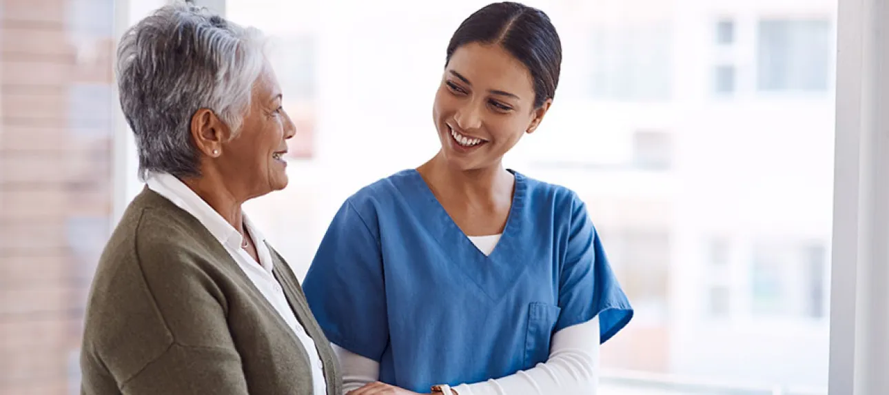 devenir aide medico psychologique senior