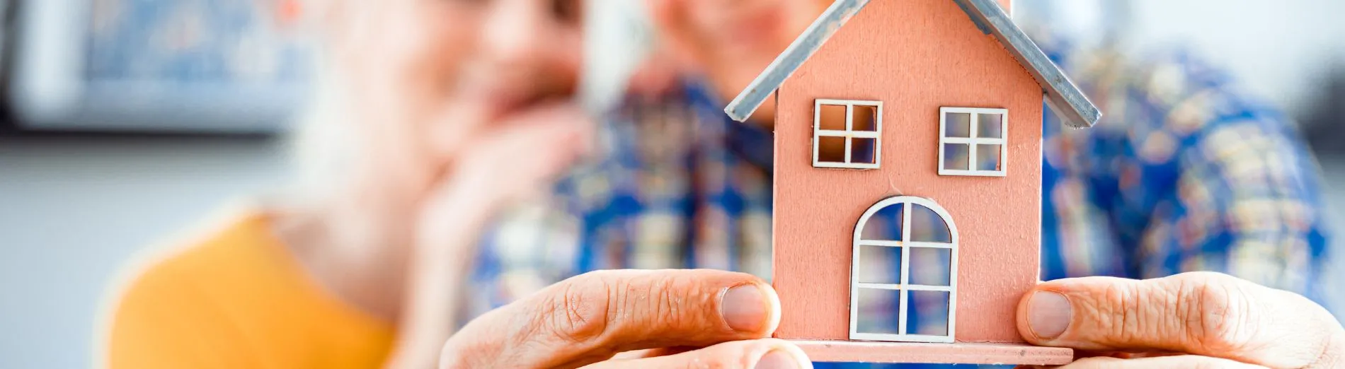 Les meilleures alternatives a EHPAD pour les personnes agees